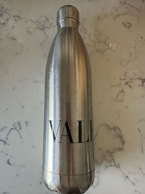 Stainless Steel Silver Insulated Water Bottle -